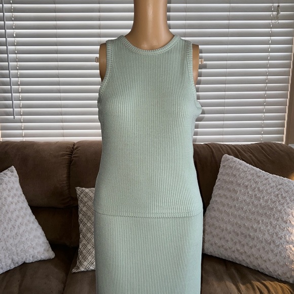 NWT Rails Reseda Green Ribbed Tank & Skirt - Picture 2 of 8